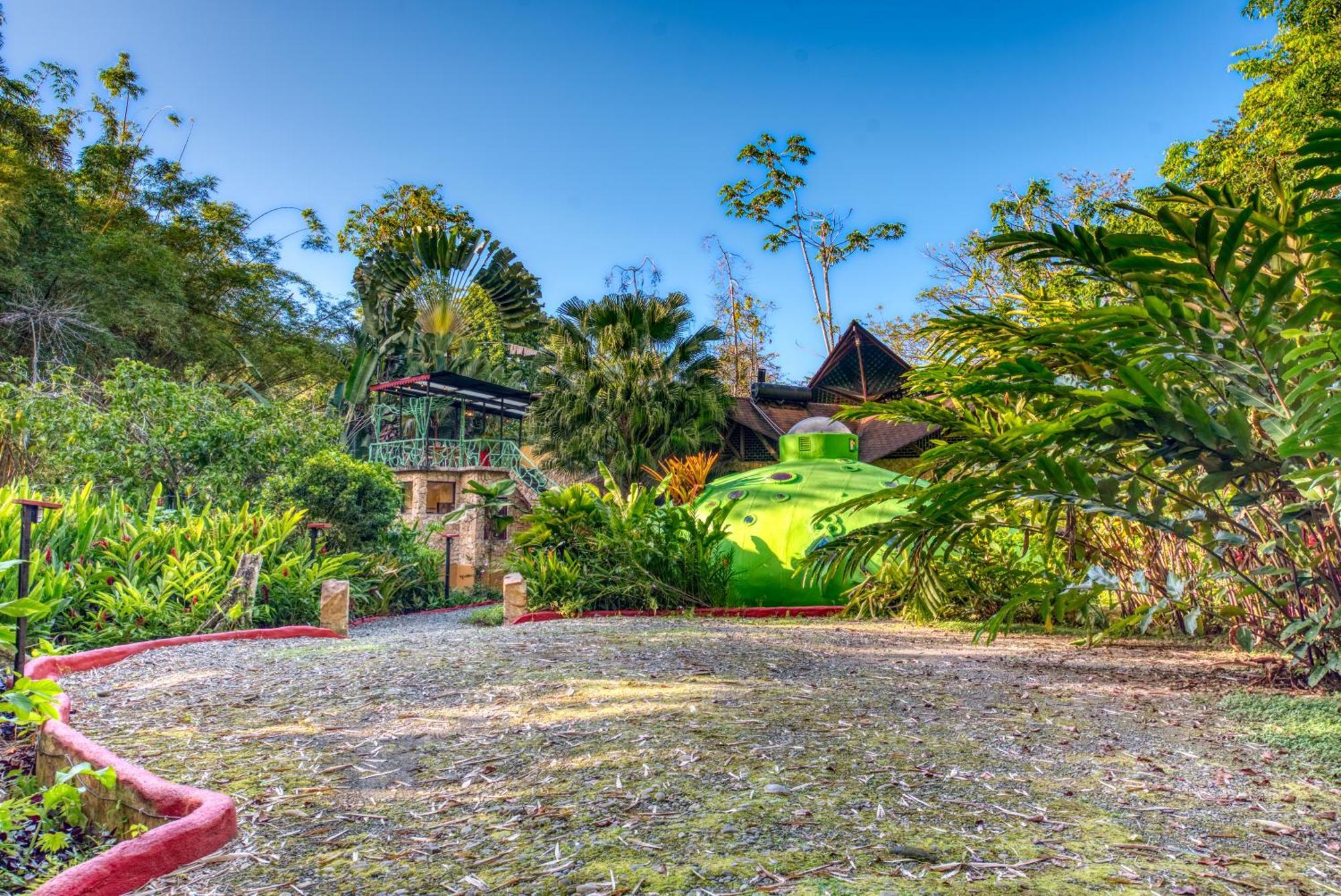 Tree House Beachfront Lodge Puerto Viejo de Talamanca Bagian luar foto