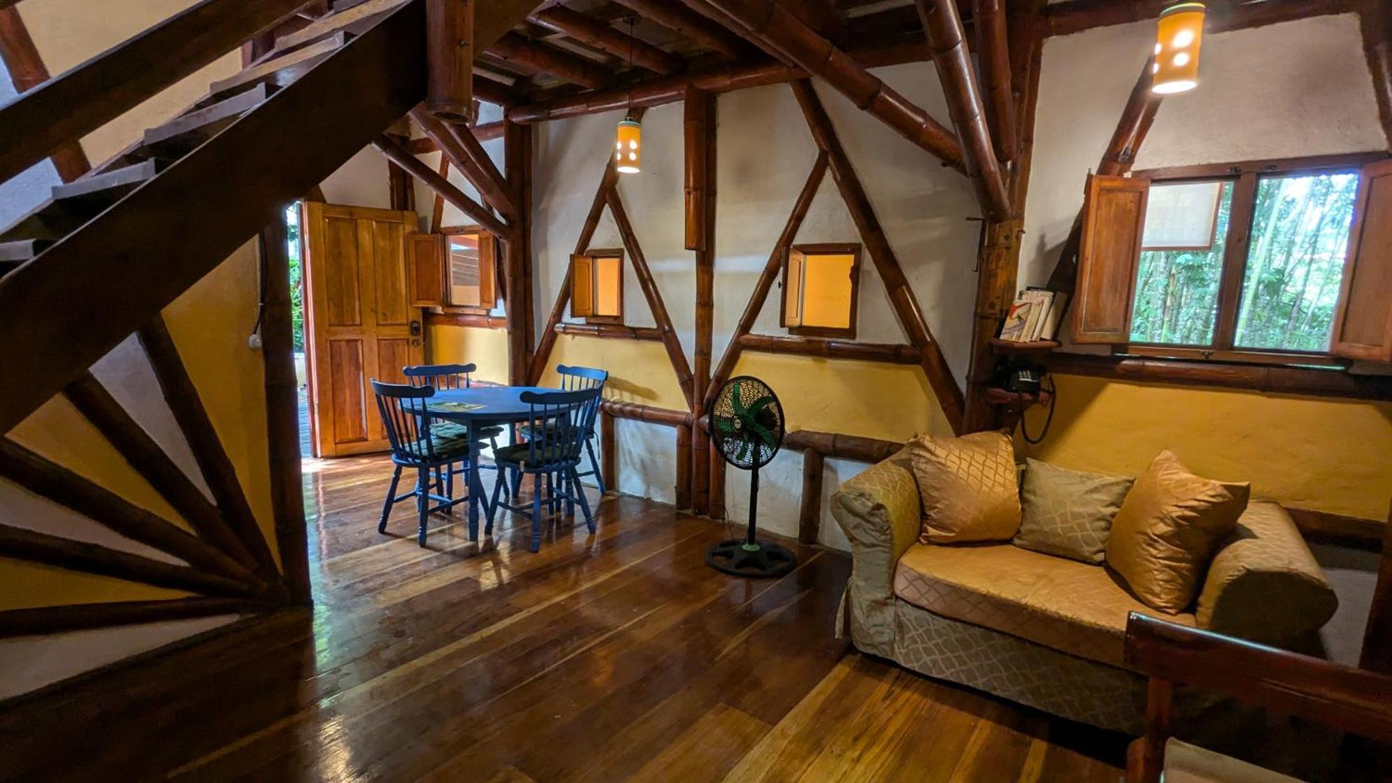 Tree House Beachfront Lodge Puerto Viejo de Talamanca Bagian luar foto